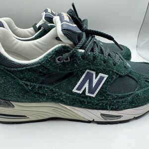 New Balance 991 Forest Green Athletic Shoes